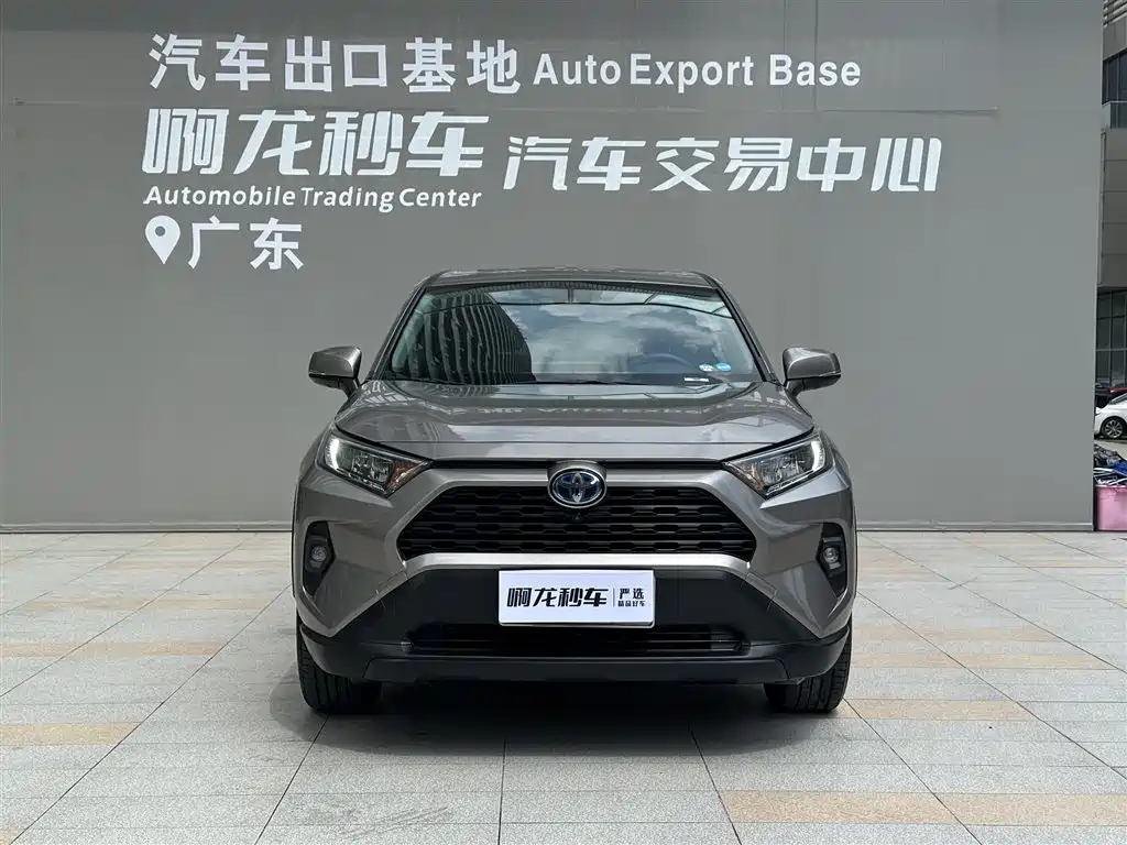 Toyota RAV4 — миниатюра 2
