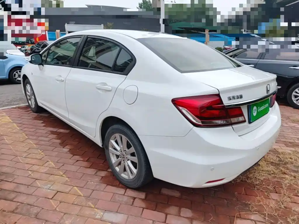 Honda Civic — миниатюра 5