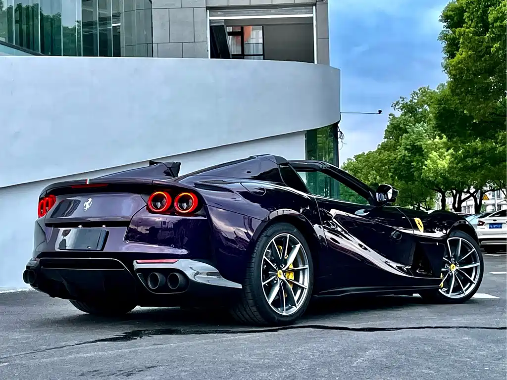 Ferrari 812 2020 6.5L GTS