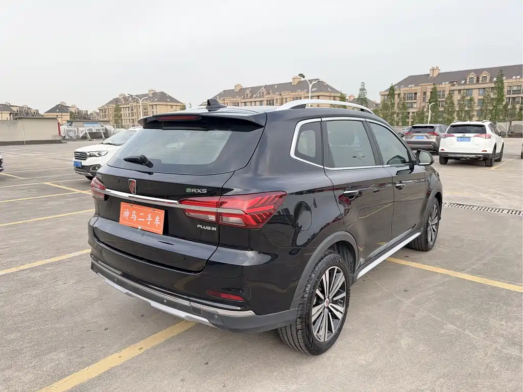 Roewe RX5 New Energy — миниатюра 6