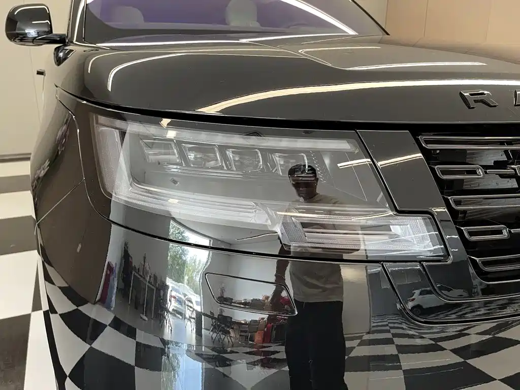 Land Rover Range Rover — миниатюра 9