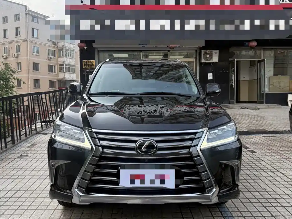 Lexus LX — миниатюра 2