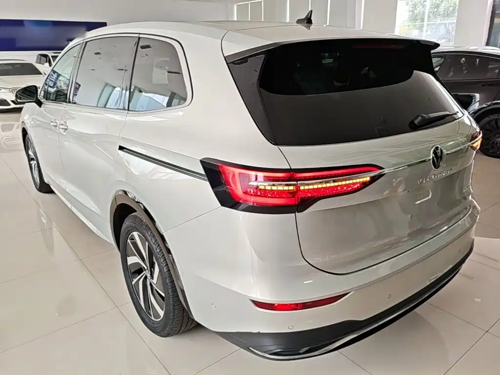 Volkswagen Viloran — миниатюра 5