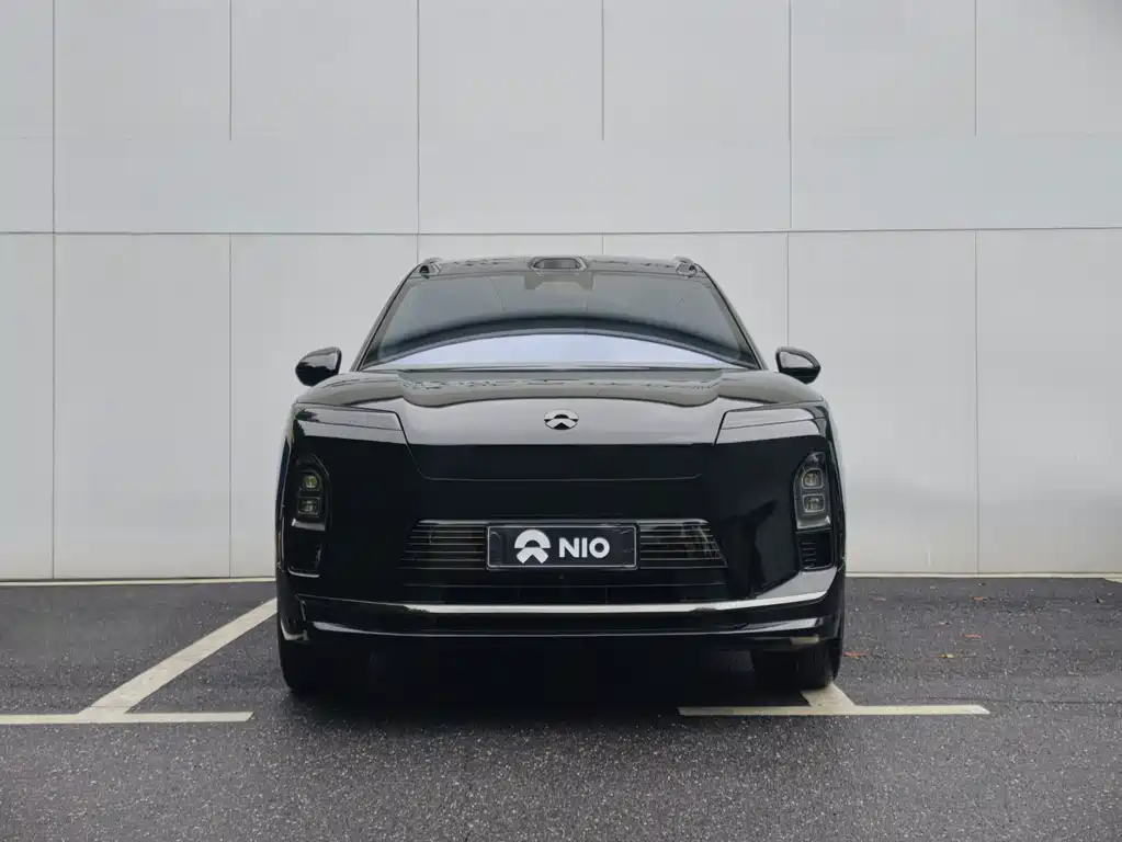 NIO ES8 — миниатюра 2