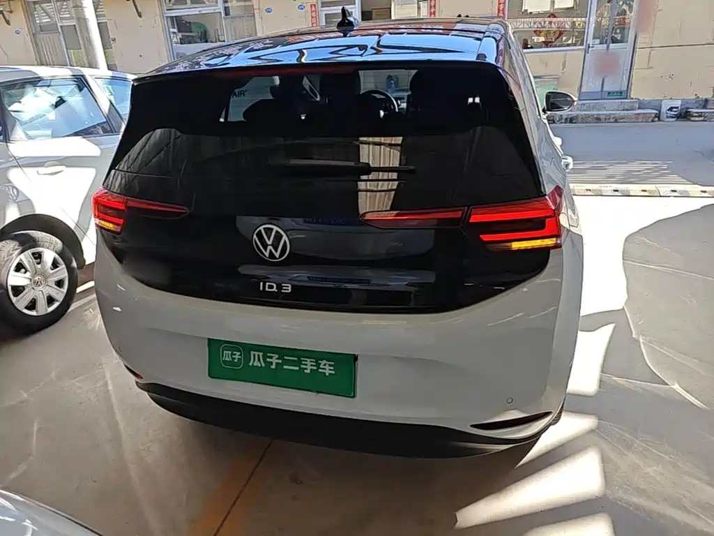 Volkswagen ID.3 — миниатюра 6