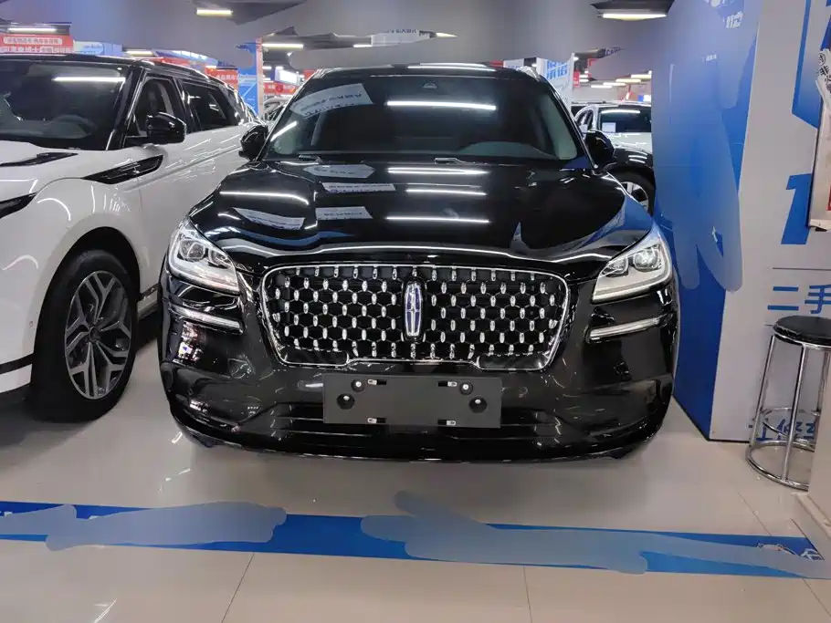 Lincoln Corsair Hybrid — миниатюра 2