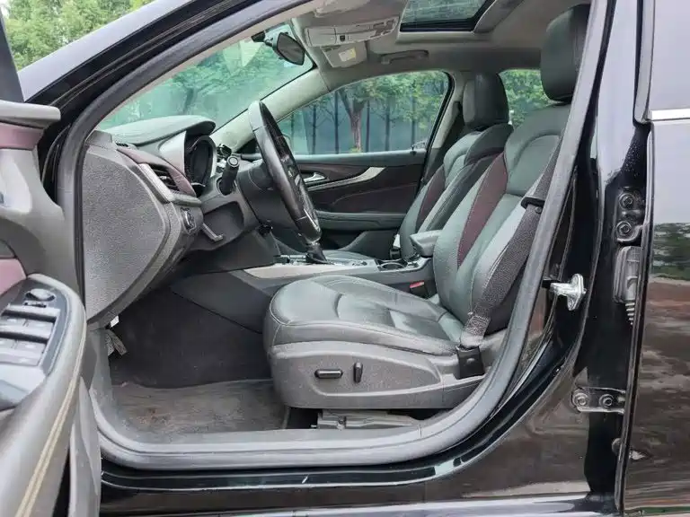 Chevrolet Malibu — миниатюра 8