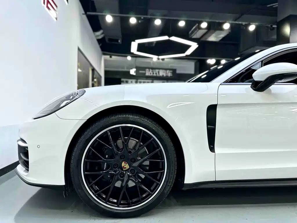 Porsche Panamera — миниатюра 28