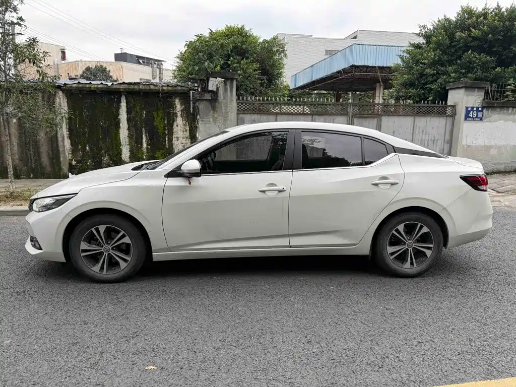 Nissan Sylphy — миниатюра 3