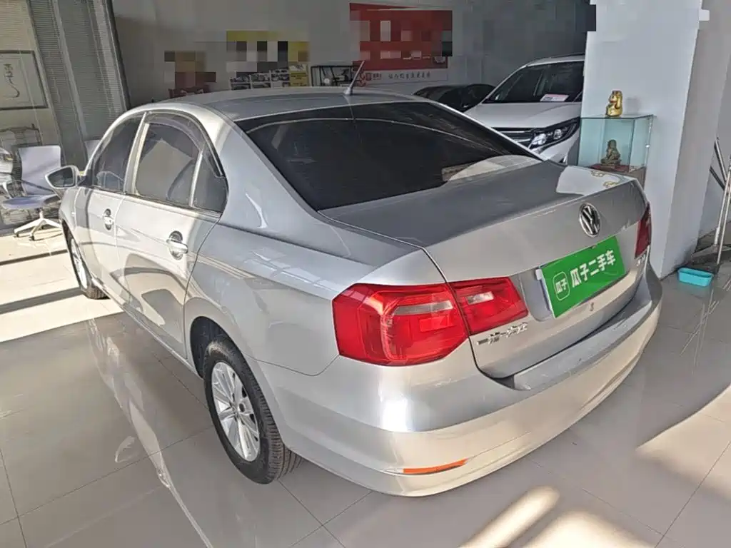 Volkswagen Jetta — миниатюра 5
