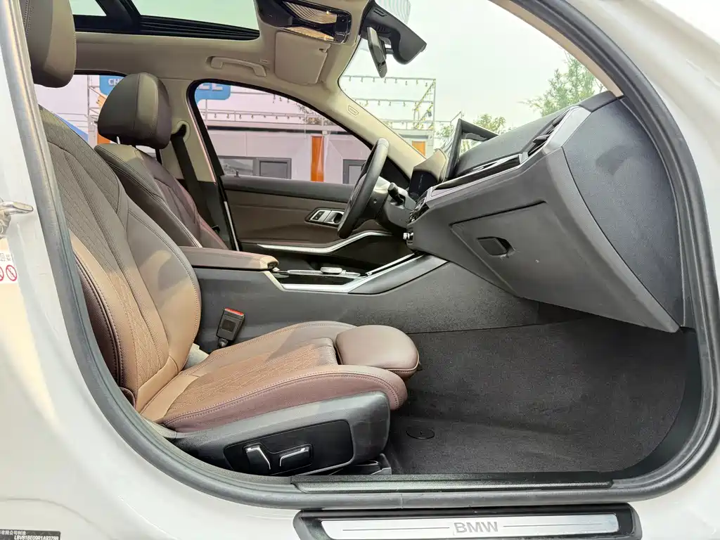 BMW i3 — миниатюра 9