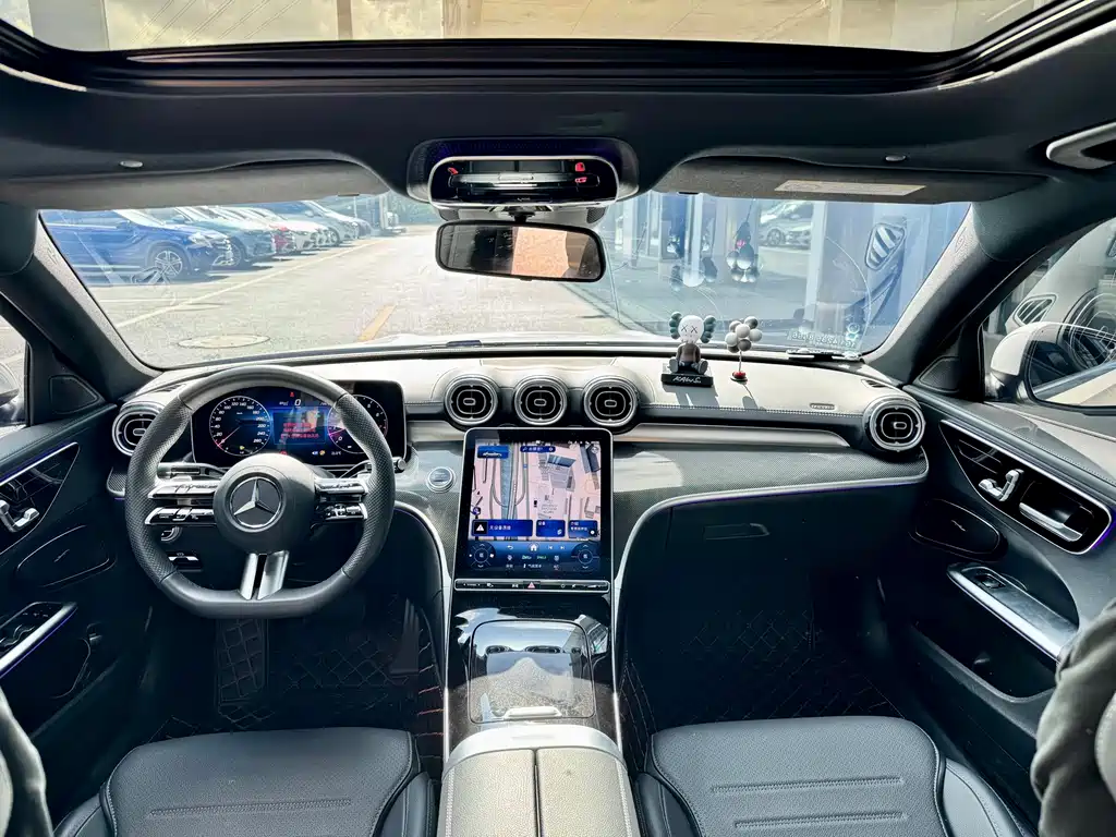 Mercedes-Benz C-Class — миниатюра 8