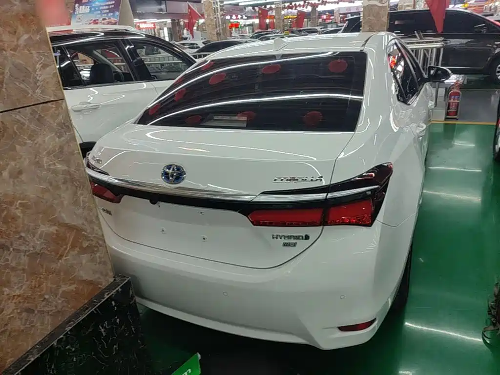 Toyota Corolla — миниатюра 6