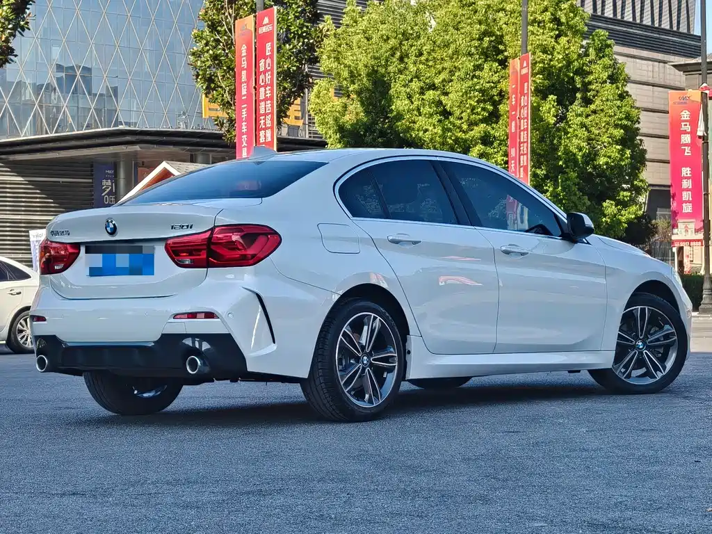 BMW 1 Series — миниатюра 6