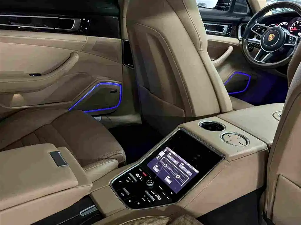 Porsche Panamera — миниатюра 7