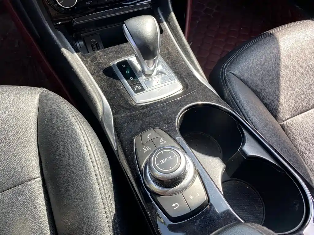 Infiniti QX30 — миниатюра 9