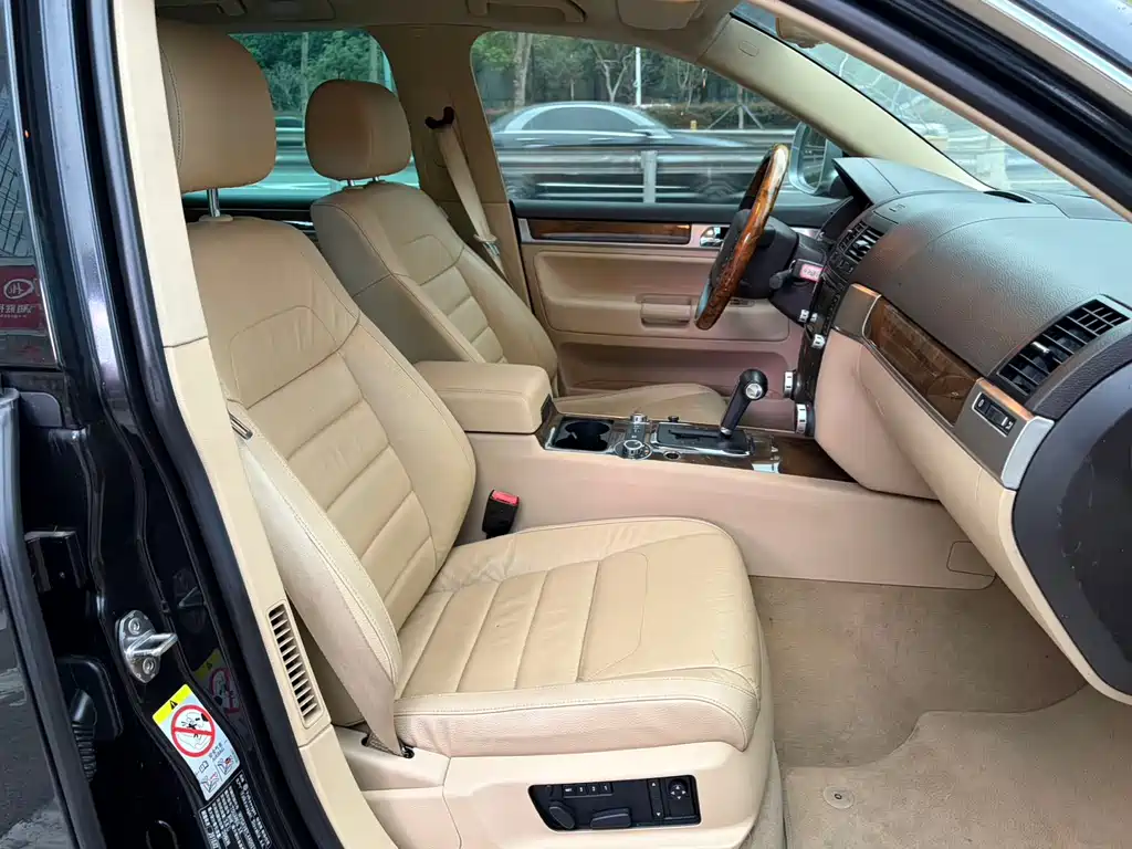 Volkswagen Touareg 2010 3.6 Luxury