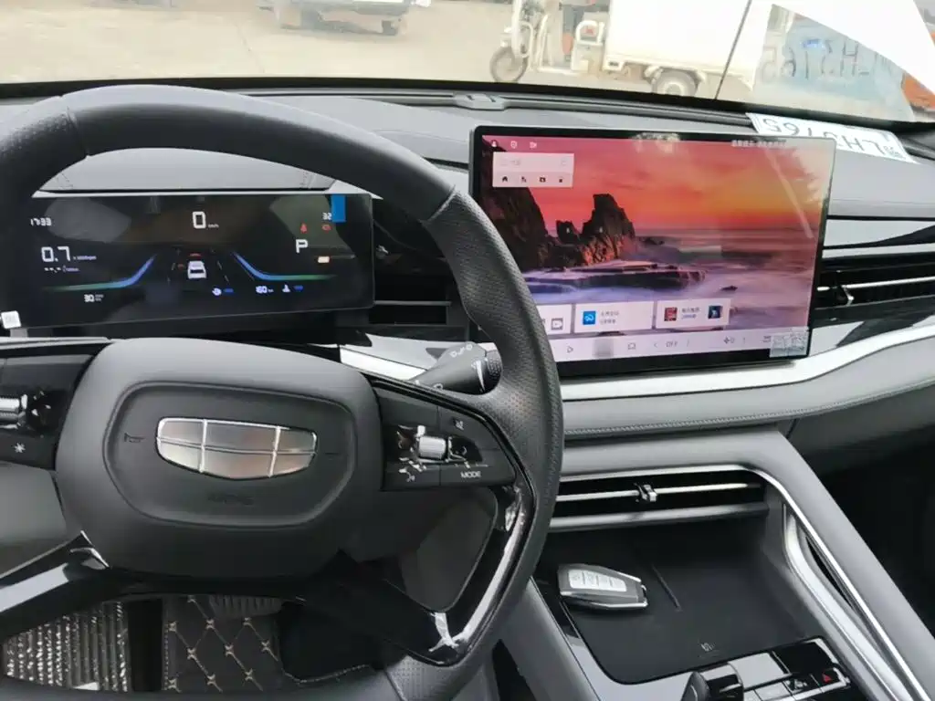 Geely Boyue — миниатюра 10