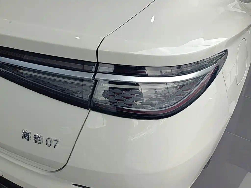 BYD Seal 07 DM-i — миниатюра 8