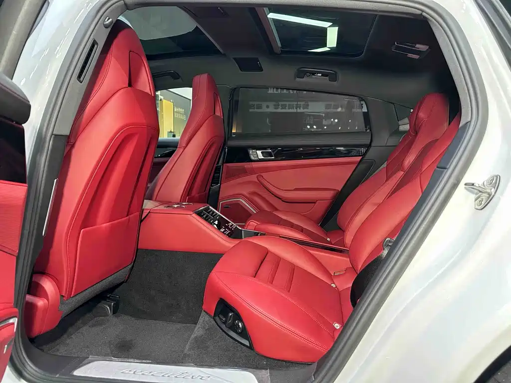 Porsche Panamera — миниатюра 6