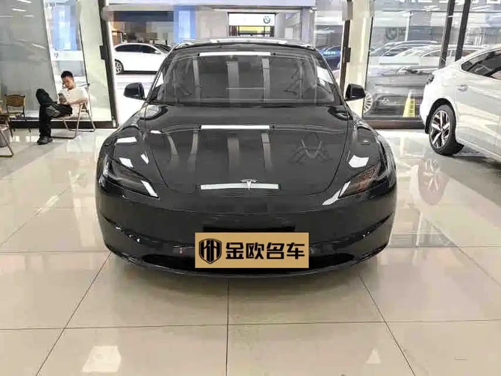 Tesla Model 3 — миниатюра 9