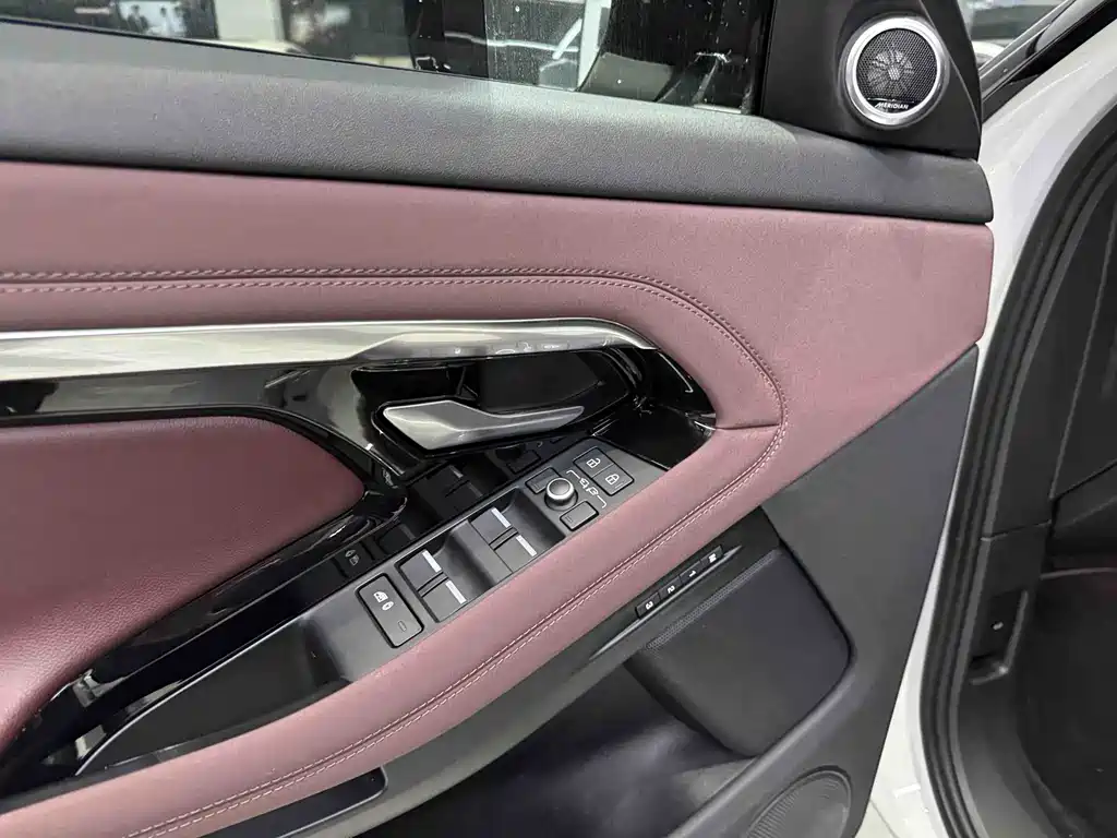 LAND ROVER RANGE ROVER AURORA