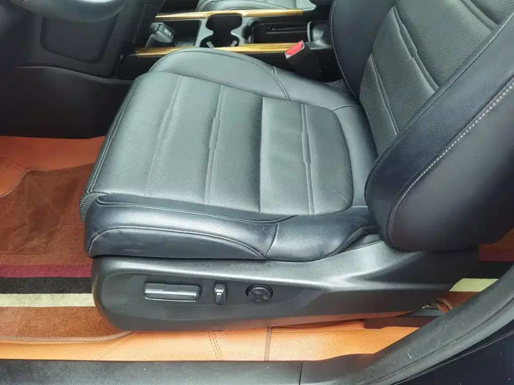 Honda CR-V — миниатюра 20