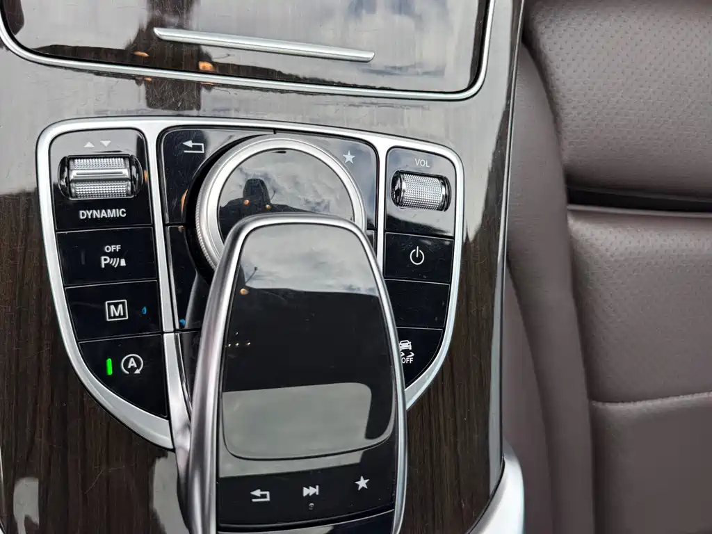 Mercedes-Benz GLC — миниатюра 27