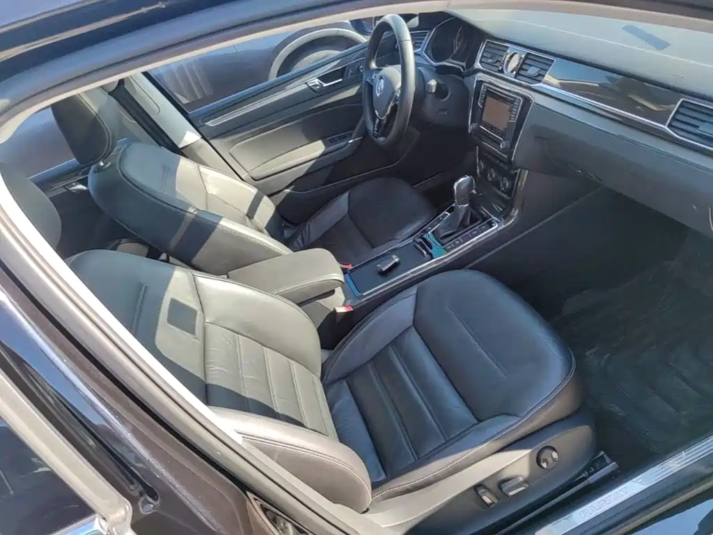 Volkswagen Passat — миниатюра 25