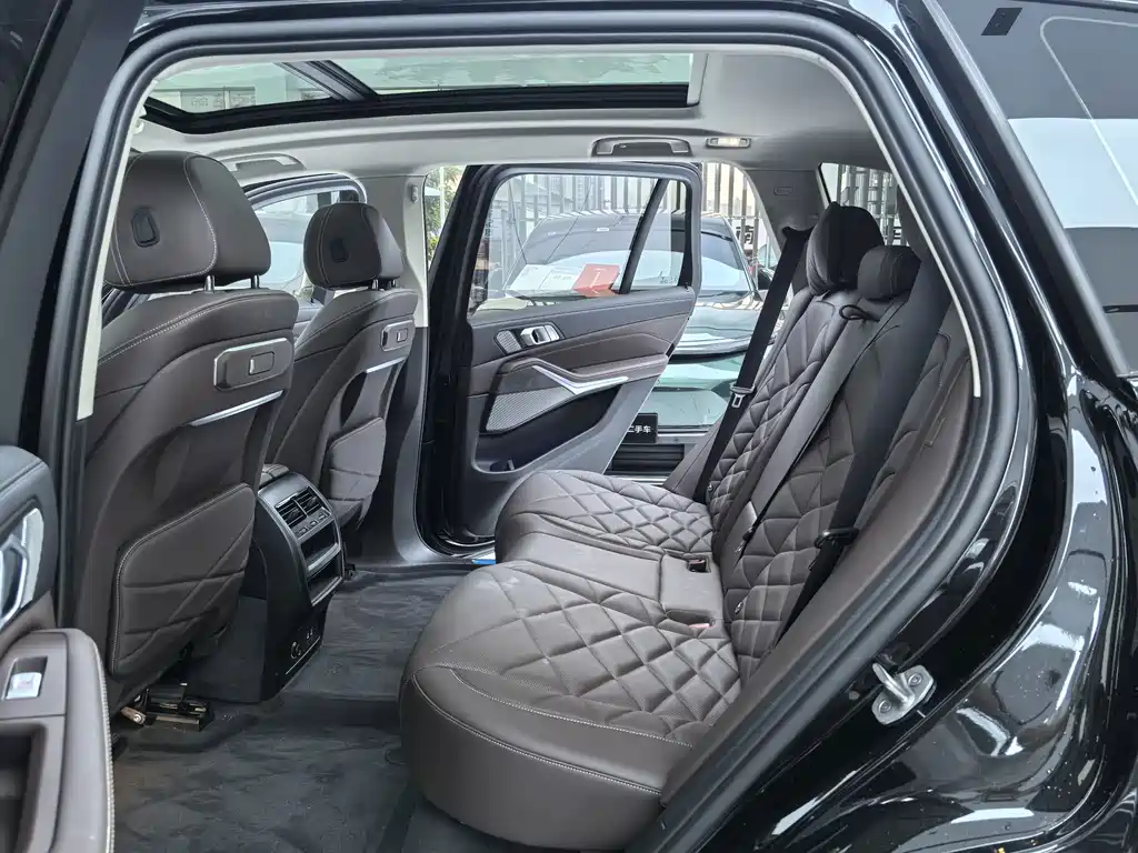 BMW X5 — миниатюра 10