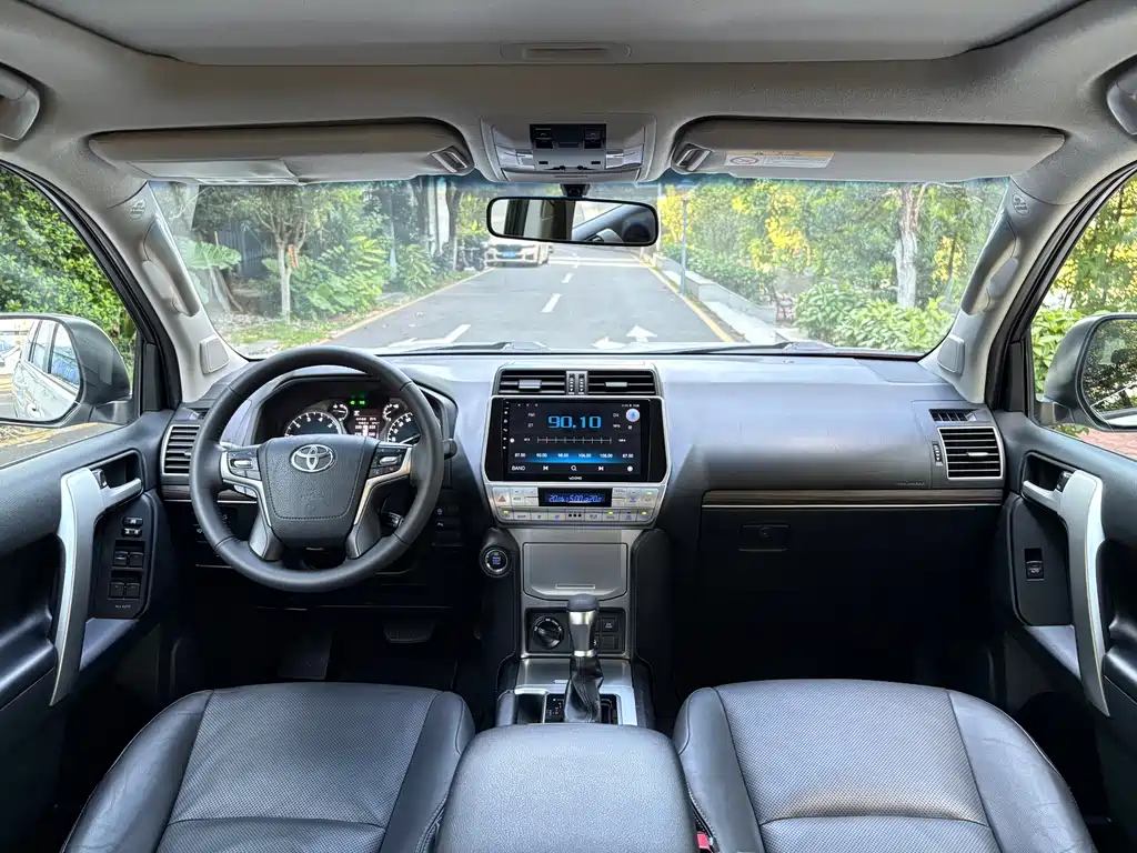 Toyota Prado — миниатюра 16