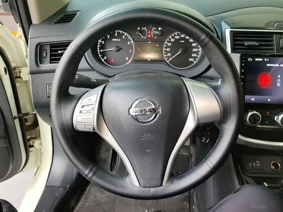 Nissan Tiida — миниатюра 15