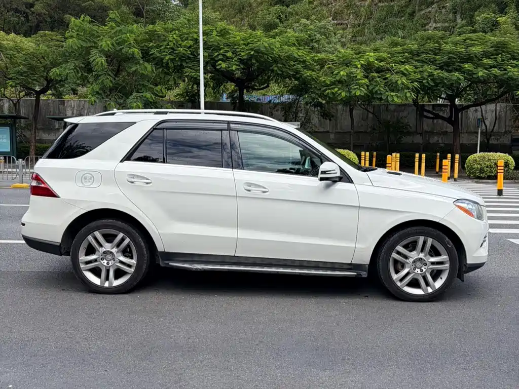 Mercedes-Benz M-Class — миниатюра 3
