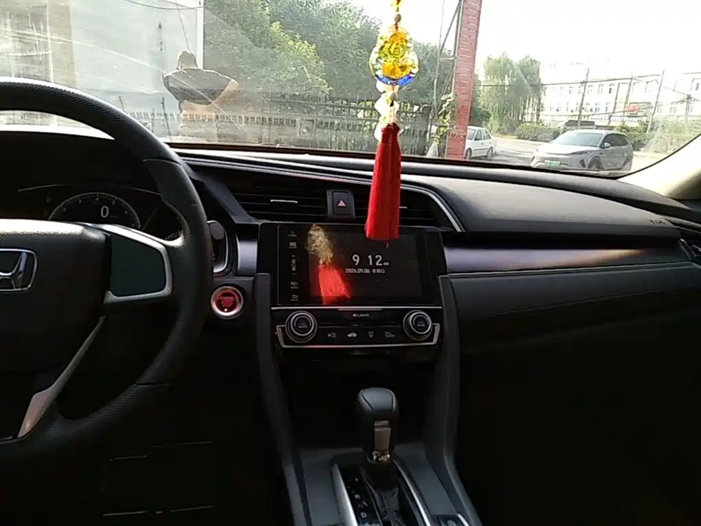 Honda Civic — миниатюра 13