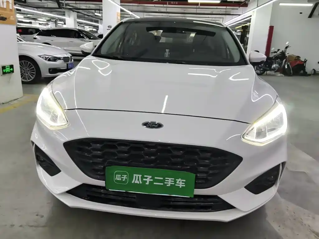 Ford Focus — миниатюра 3