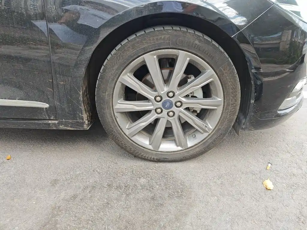 Ford Taurus — миниатюра 24