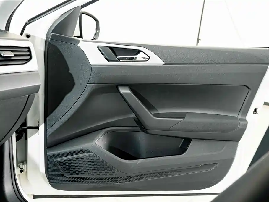 Volkswagen Polo — миниатюра 15