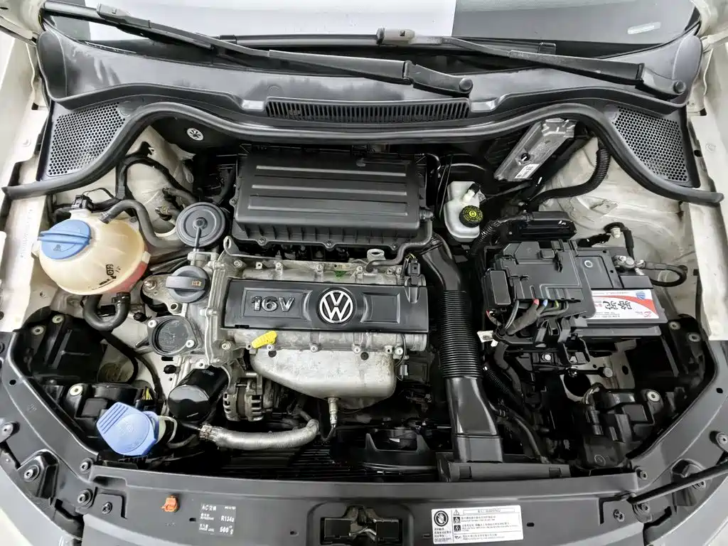 Volkswagen Polo — миниатюра 6