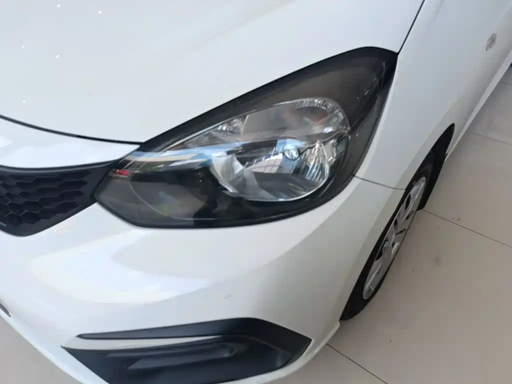 Honda Fit — миниатюра 24