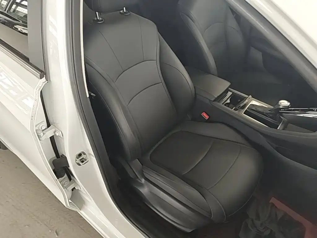 Roewe i5 — миниатюра 25