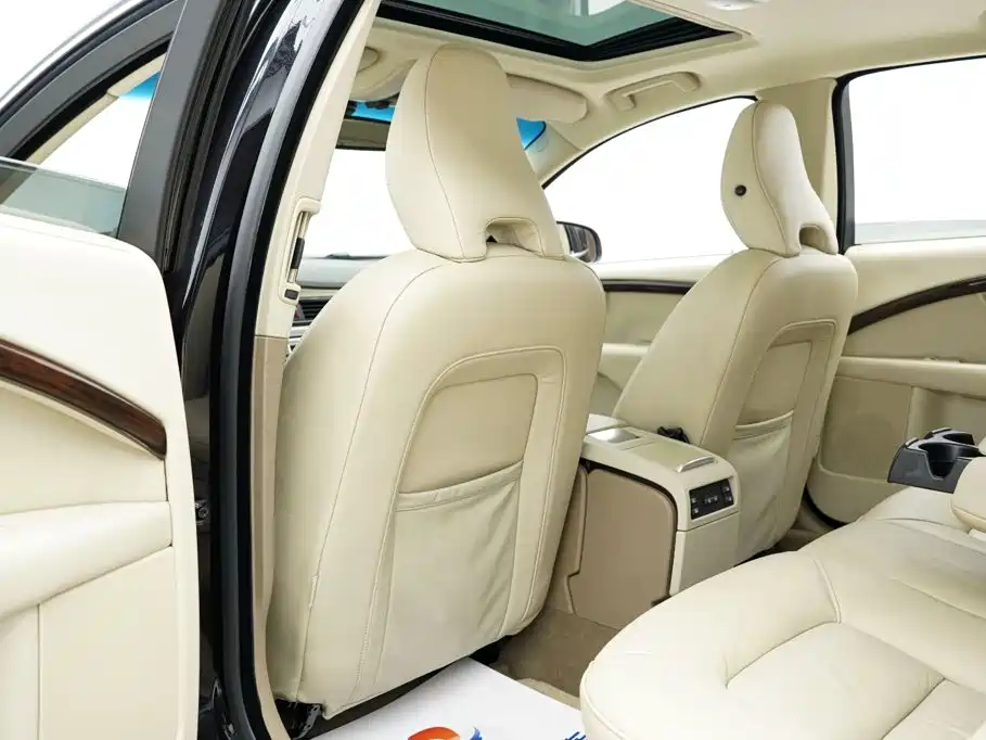 Volvo S80L — миниатюра 13