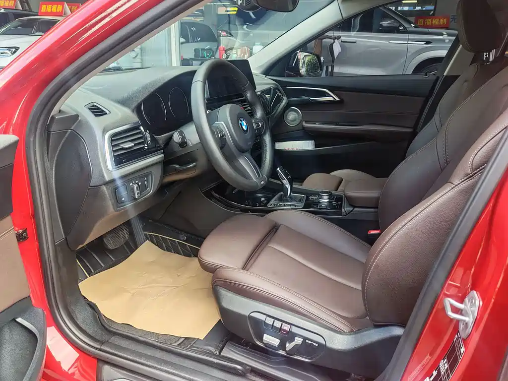 BMW 1 Series 120i M Sport Night Edition, фото 7