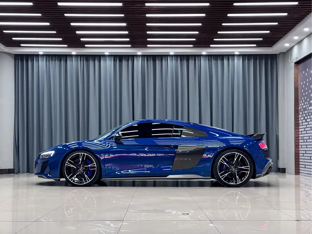 Audi R8 — миниатюра 3