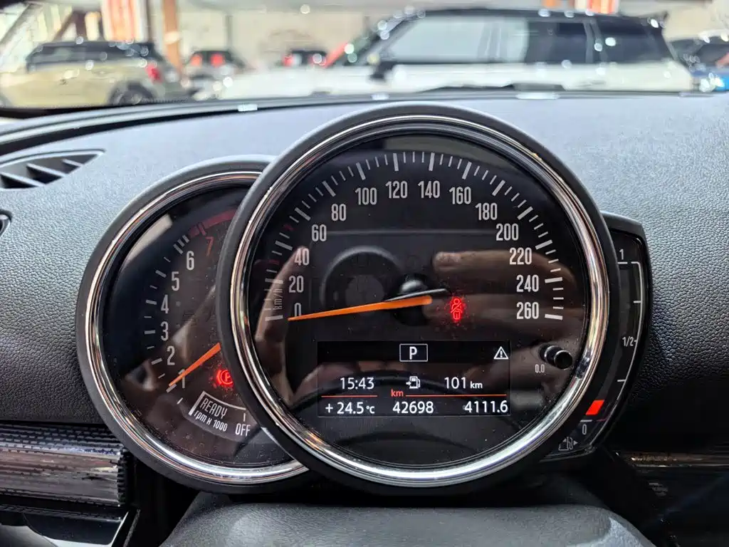 MINI Mini Clubman — миниатюра 9