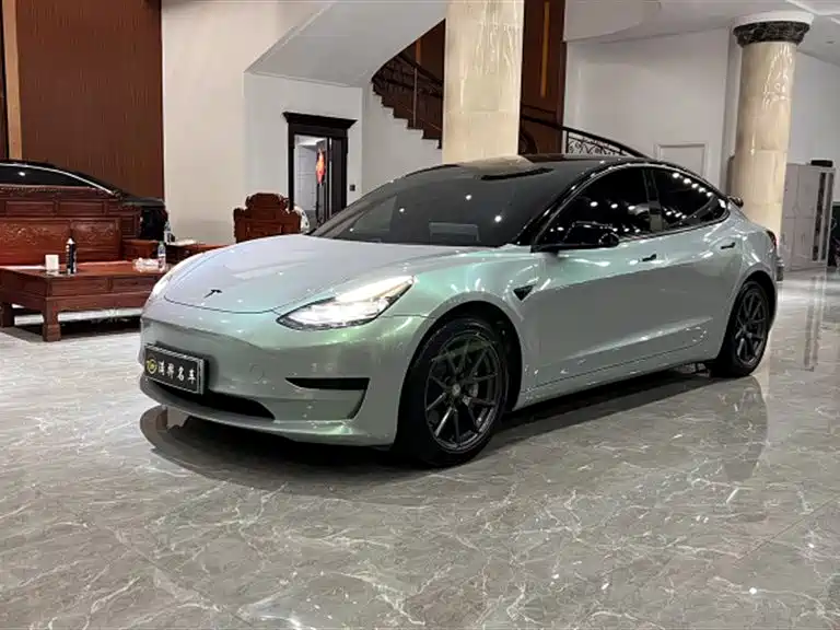 Tesla Model 3 — миниатюра 23