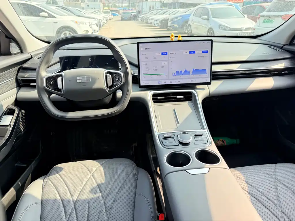 Geely Galaxy Galaxy L6 L6 2025 EM-i 140km