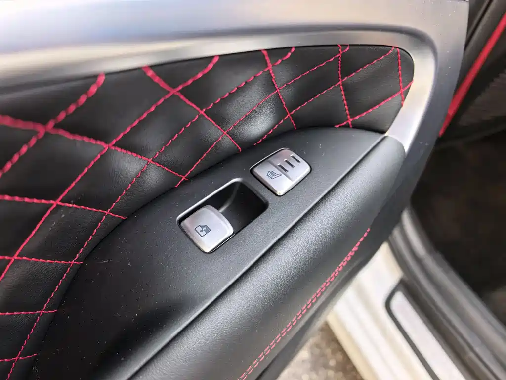 Genesis G70 — миниатюра 15