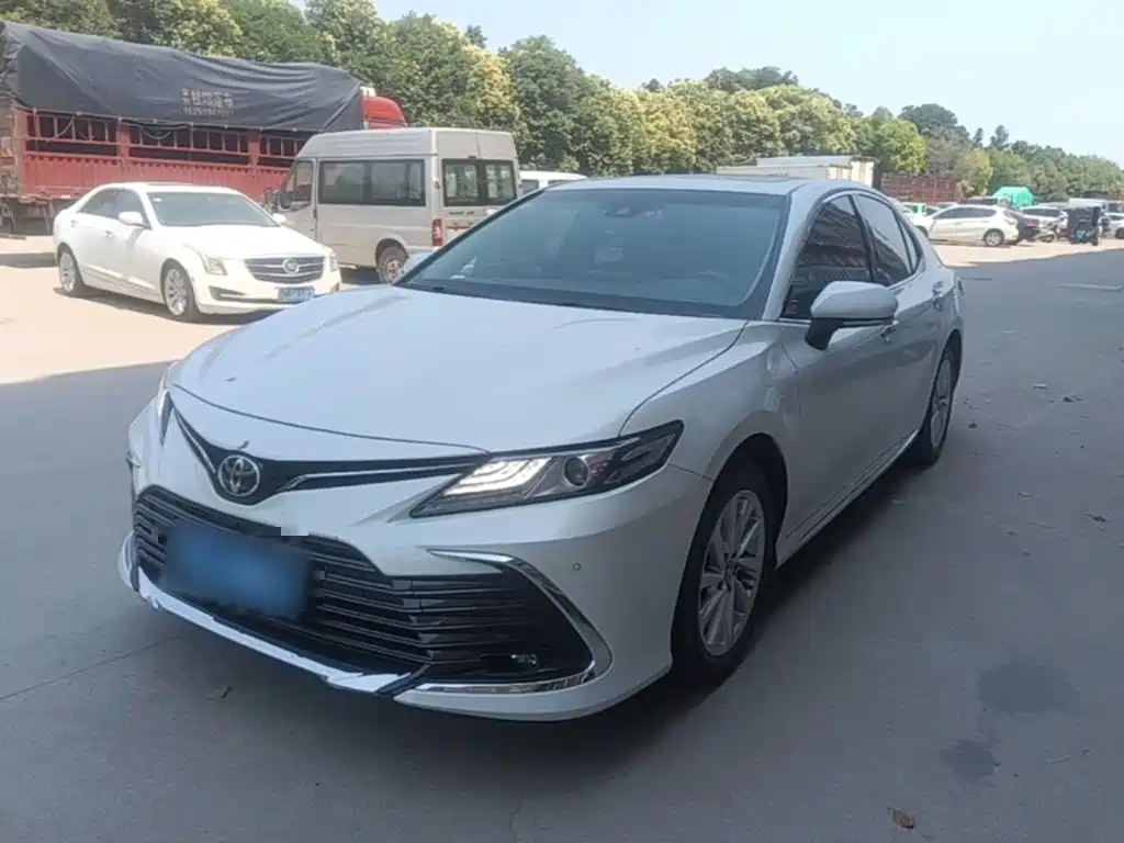 Toyota Camry 2023