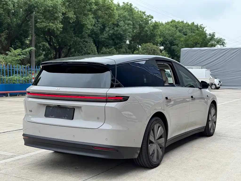 Li Auto Li i8 — миниатюра 18