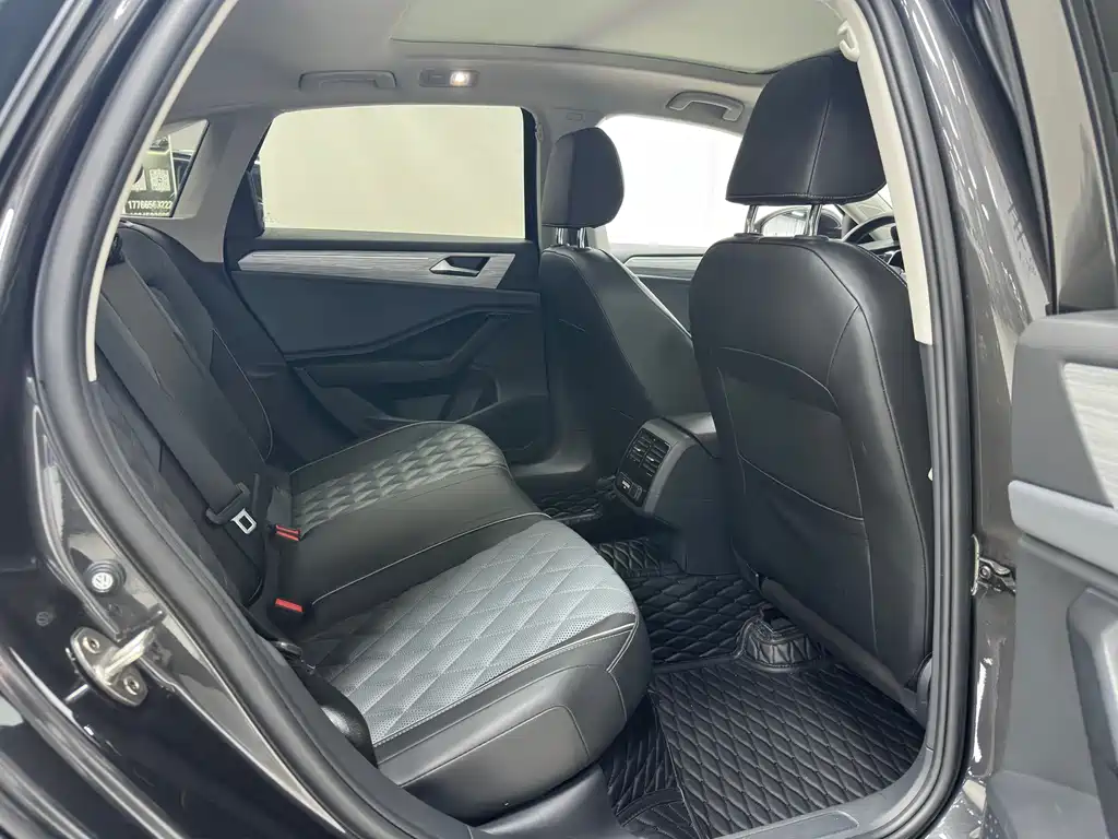 Volkswagen Sagitar — миниатюра 11